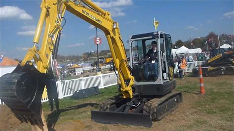 New Holland Mini Excavator Rodeo Challenge 